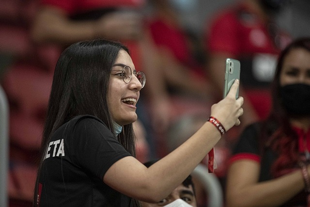 境与策略 境与策略